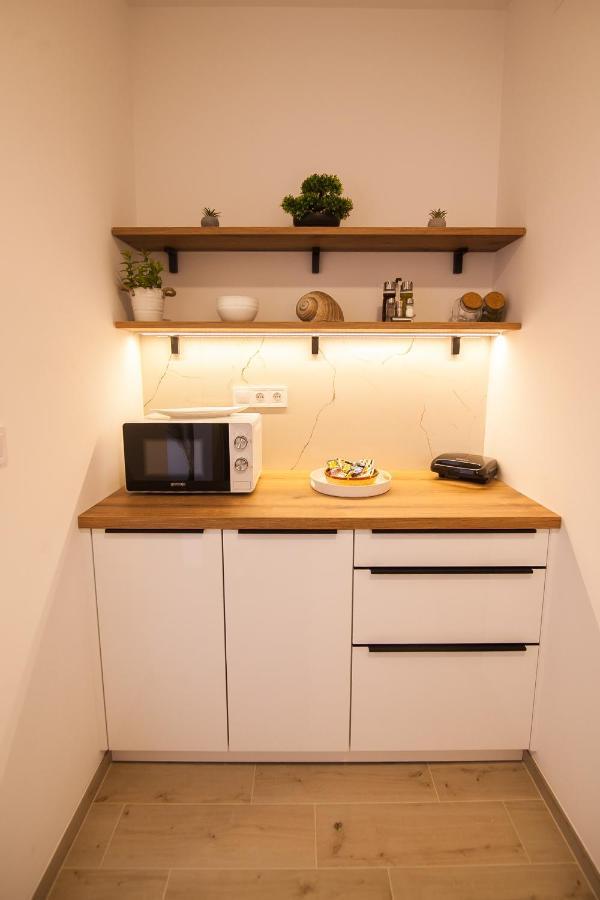 Family Apartments Brach โบล ภายนอก รูปภาพ