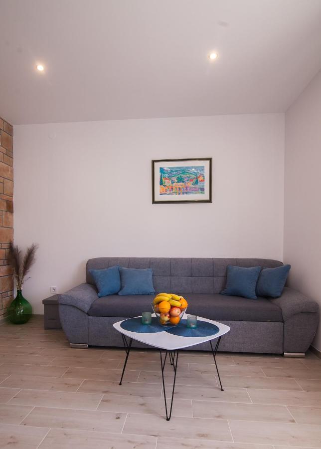 Family Apartments Brach โบล ภายนอก รูปภาพ