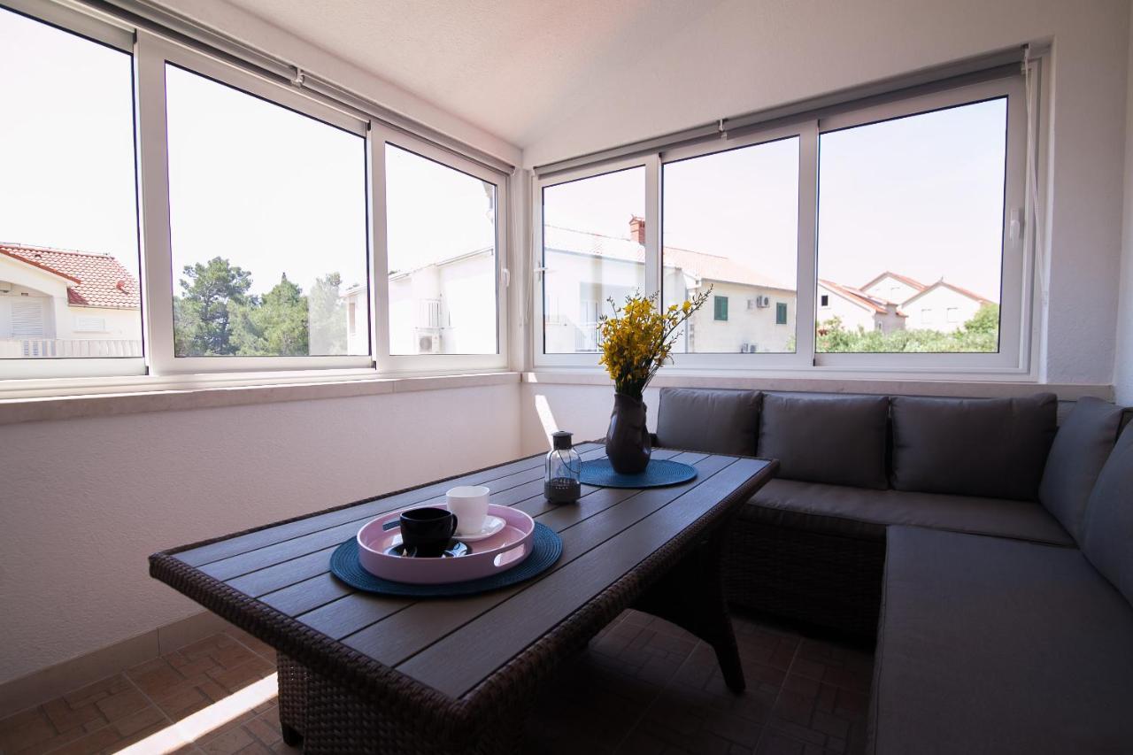Family Apartments Brach โบล ภายนอก รูปภาพ
