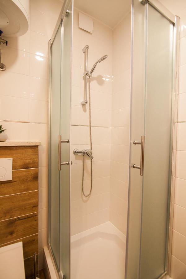 Family Apartments Brach โบล ภายนอก รูปภาพ
