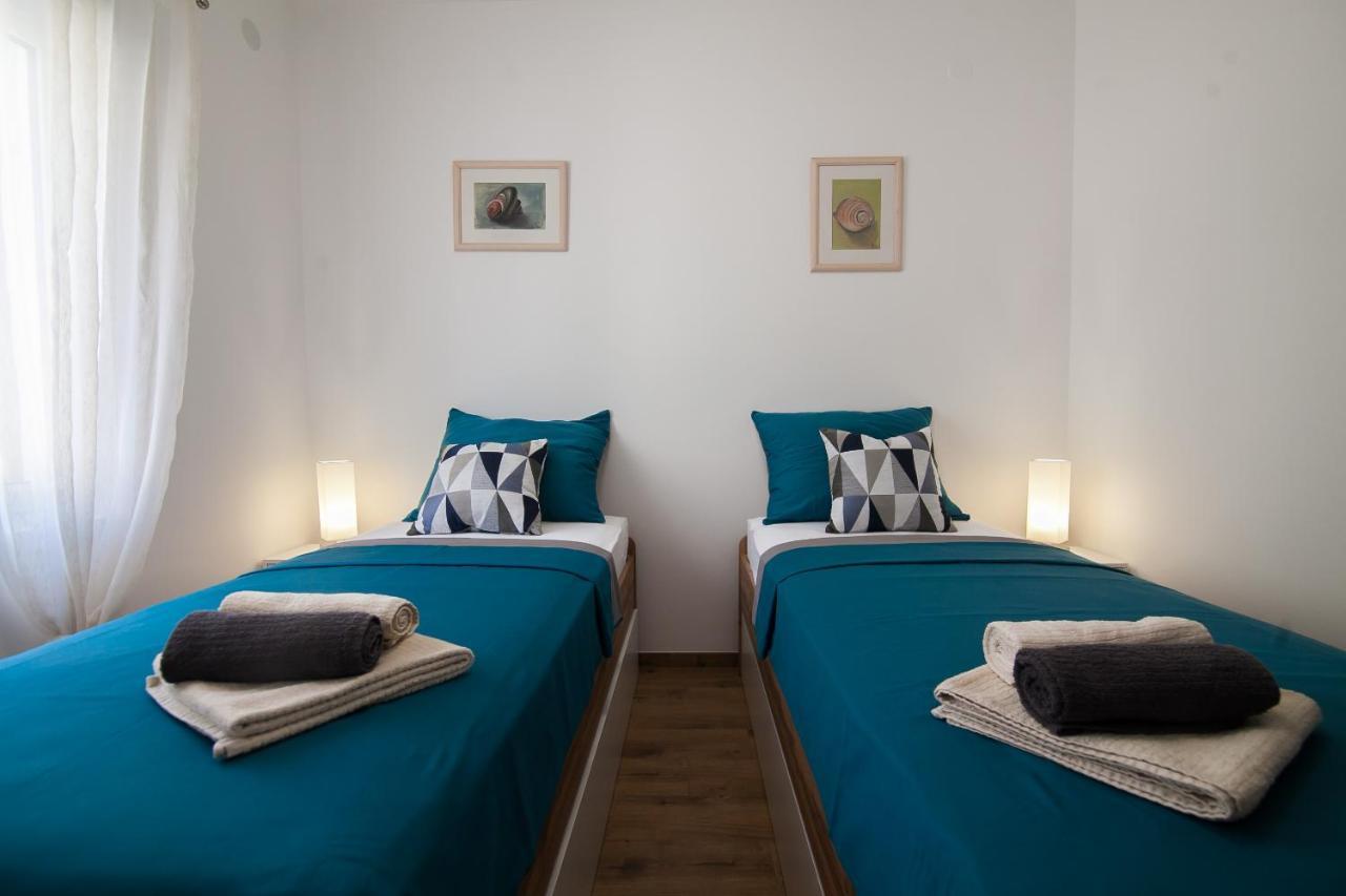 Family Apartments Brach โบล ภายนอก รูปภาพ