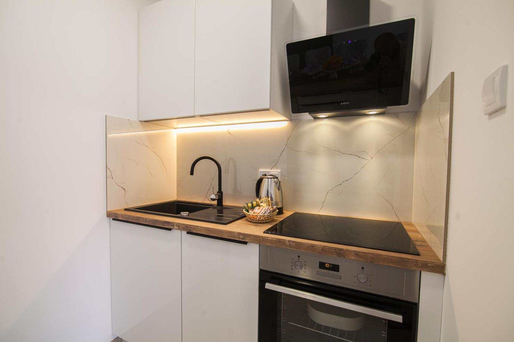 Family Apartments Brach โบล ภายนอก รูปภาพ