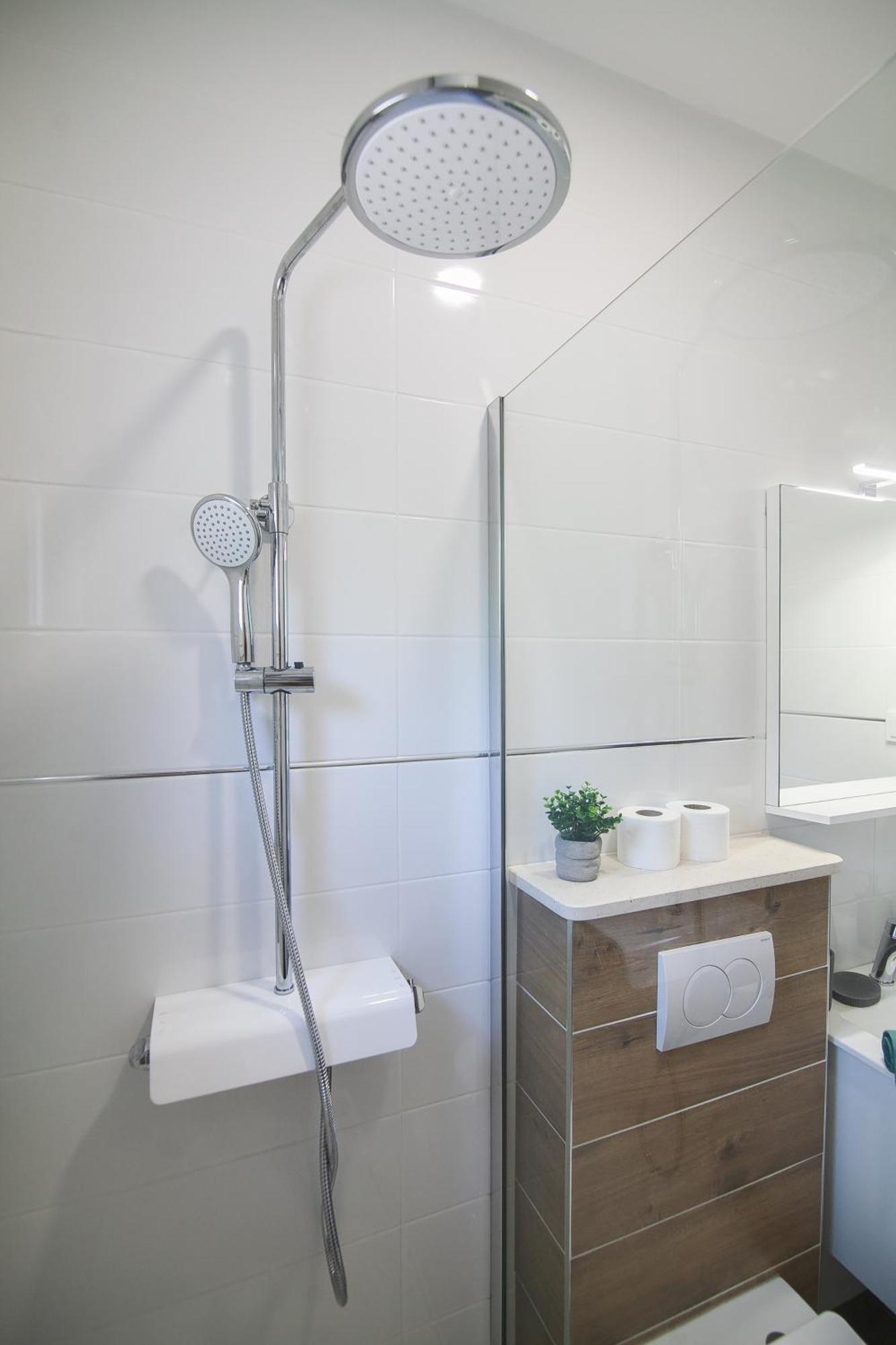 Family Apartments Brach โบล ภายนอก รูปภาพ
